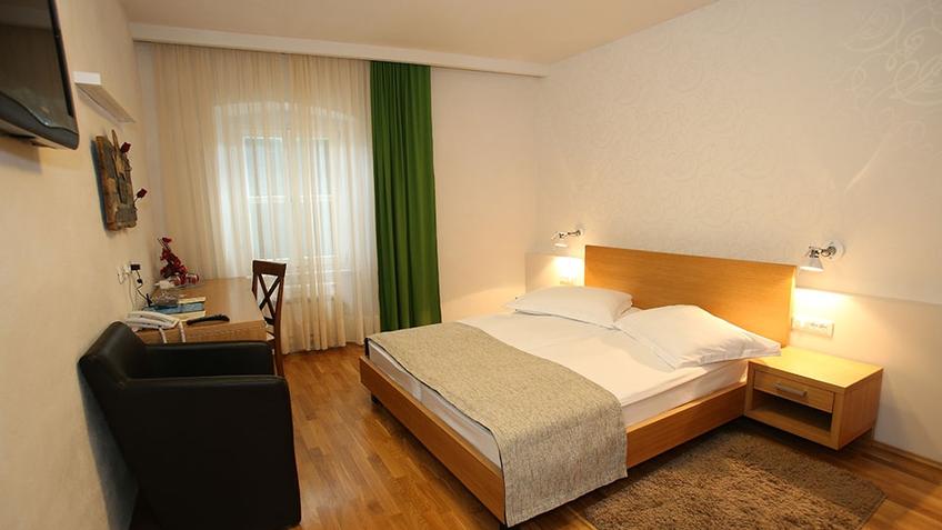 Hotel La Grisa Bale, room 204 [1]