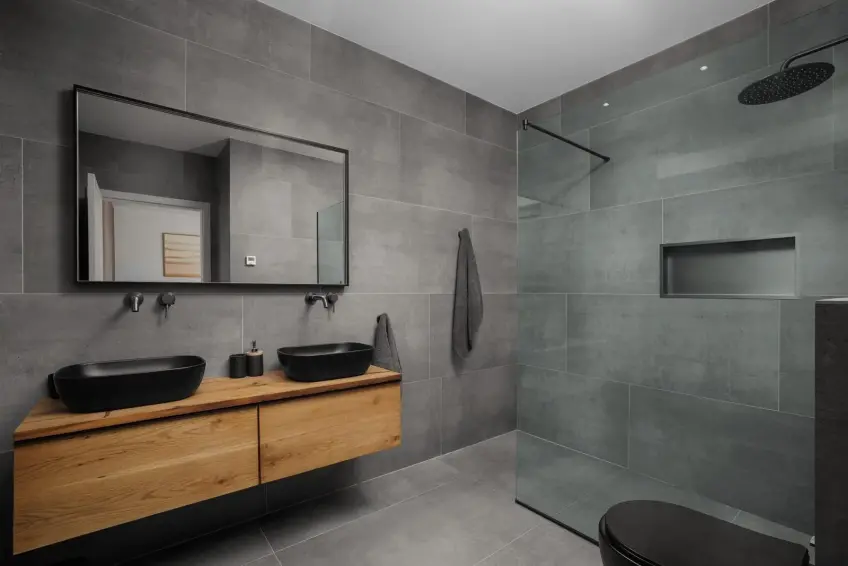 Badkamer met douche in Villa BB