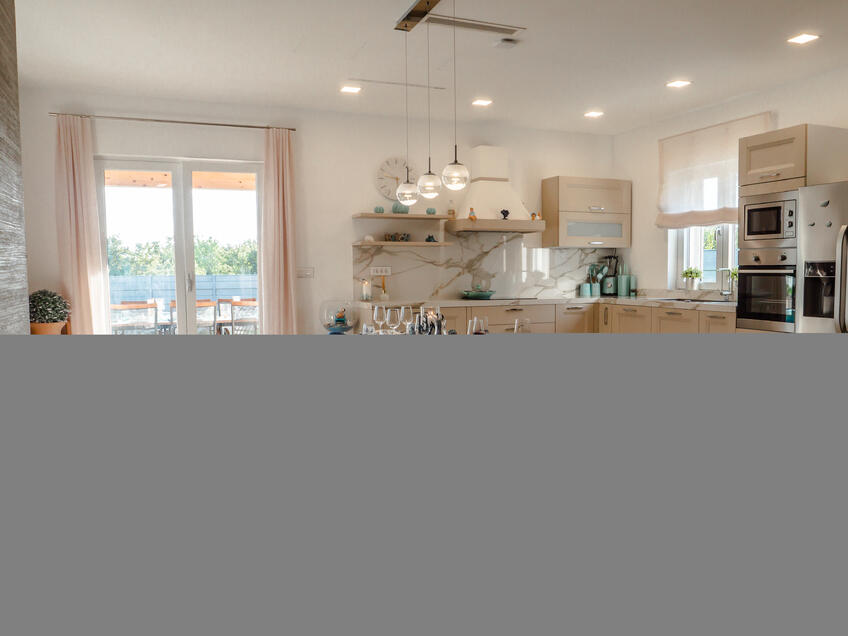 Villa Karla, Tar [10]