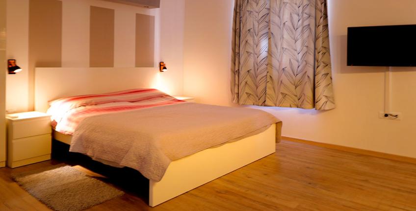 Dado apartmaj [2]