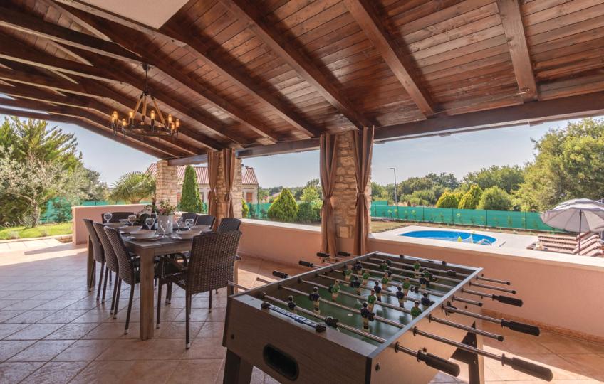 Villa Tramonto, Valle [4]