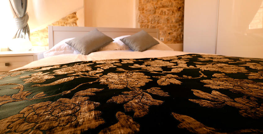 Villa Castel Bale [12]