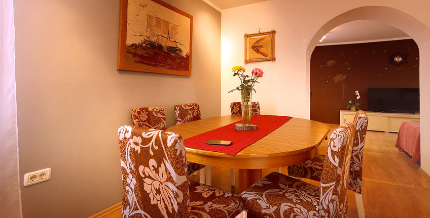 Porta No appartamenti [2]