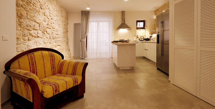 Villa Castel Bale [9]