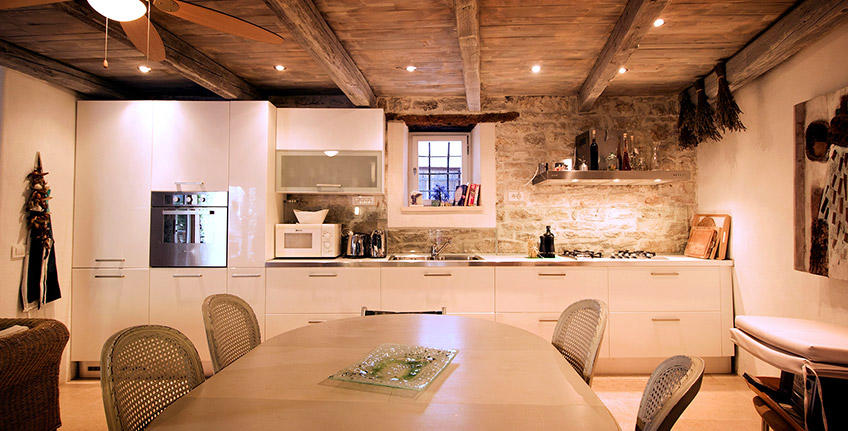 Courtyard Castel Bale - Valle [4]