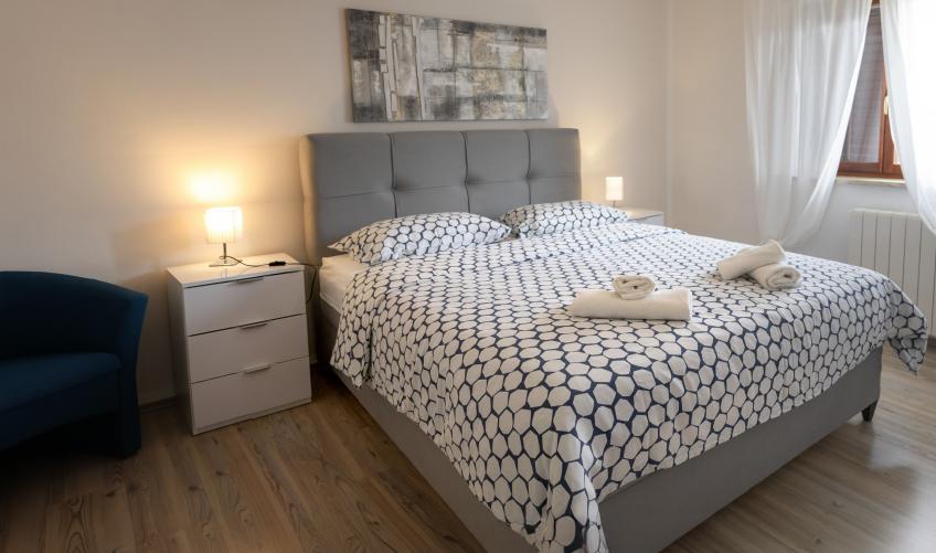 House Ninetta [3]