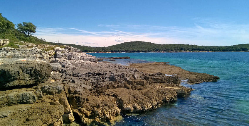 La playa de Guštinja