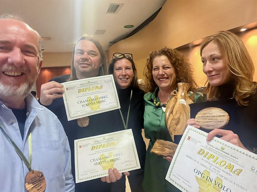 Los productores de aceite de oliva virgen extra de Istria y Bale ganan prestigiosos premios