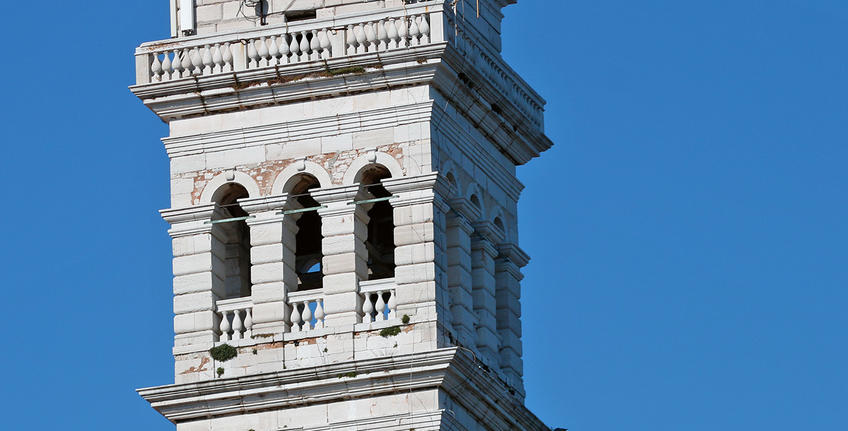 The Hitman's Wife's Bodyguard (2019) [4]