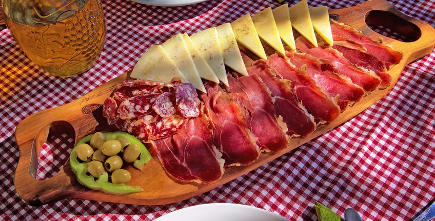 Internationale Prosciutto Messe Tinjan 2022