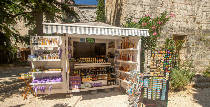 Negozio di prodotti istriani, Bale [3]