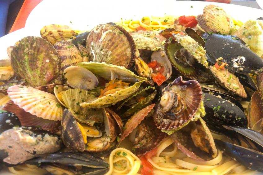 Madalu restaurant [4]