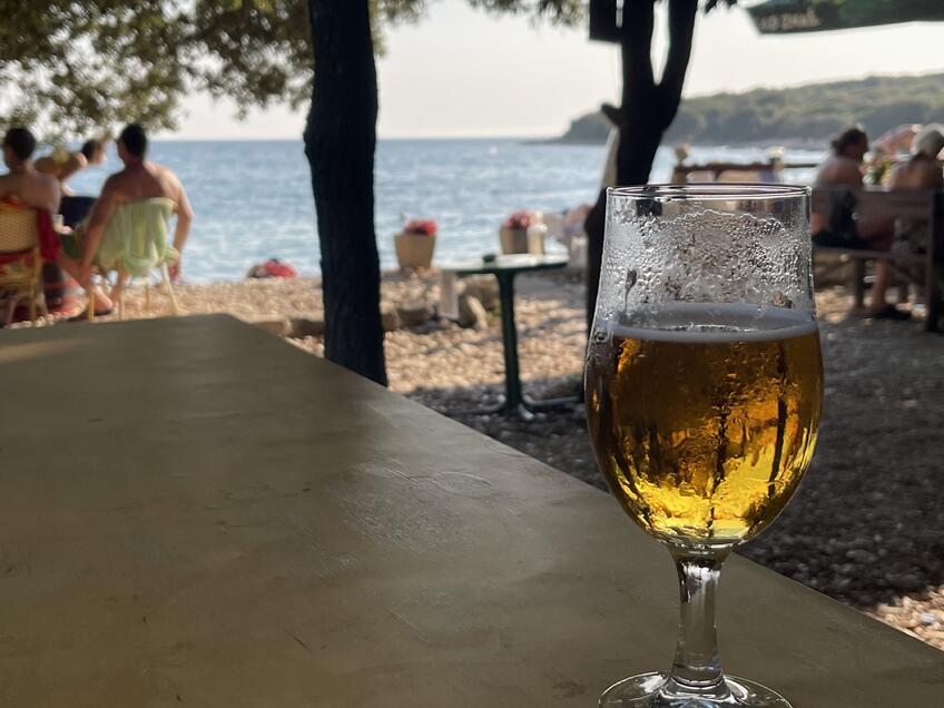 Luna Beach Bar [6]