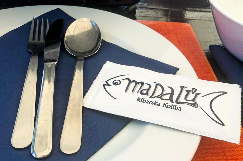 Madalu restaurant [8]