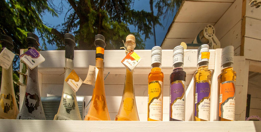 Negozio di prodotti istriani, Bale [2]