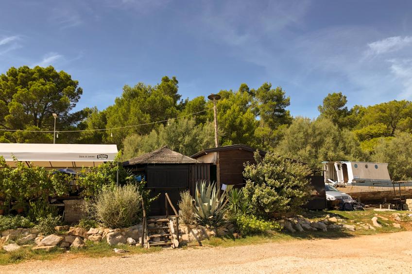 Madalu restaurant [7]