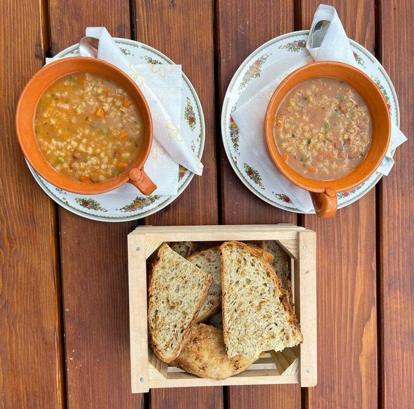 Istrian maneštra (vegetable stew)