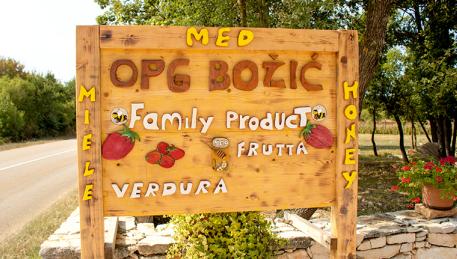 OPG Božić, Bale