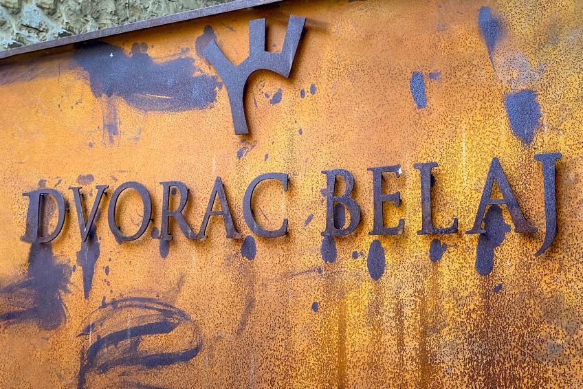 Weinkeller Schloss Belaj [4]