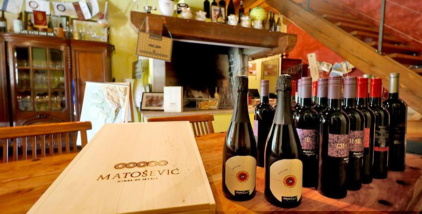 Le giornate di pioggia in Istria sono perfette per esplorare la storia e la cultura della regione. [8]