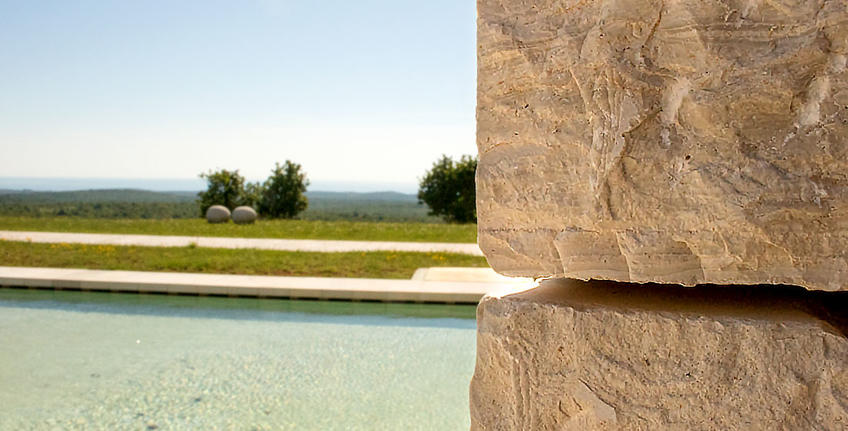 Histria Aromatica [15]