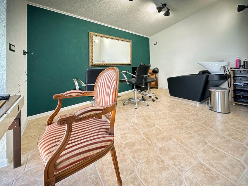 Funky Cut - Kapsalon [2]