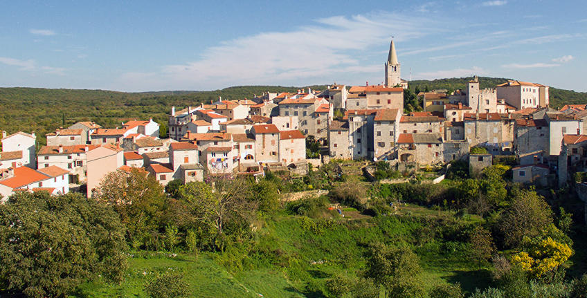 Kameni gradić Bale Valle [4]