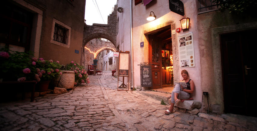 Kameni gradić Bale Valle [3]