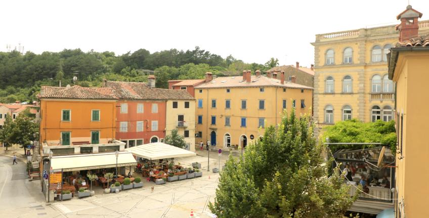 Labin [6]