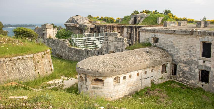 Festung Forno [4]