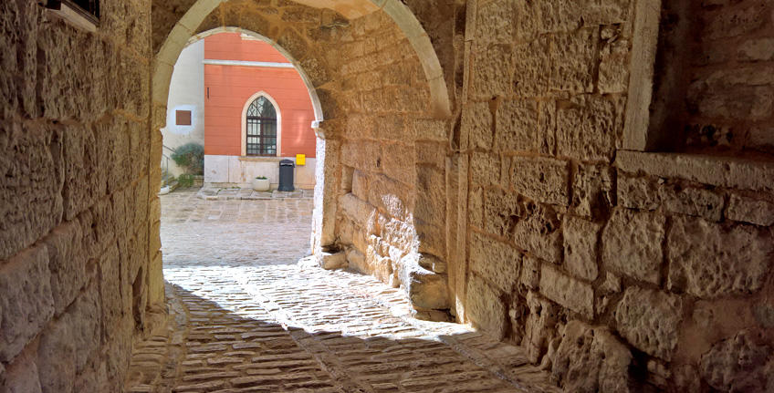 Bale stari grad – Kaštel